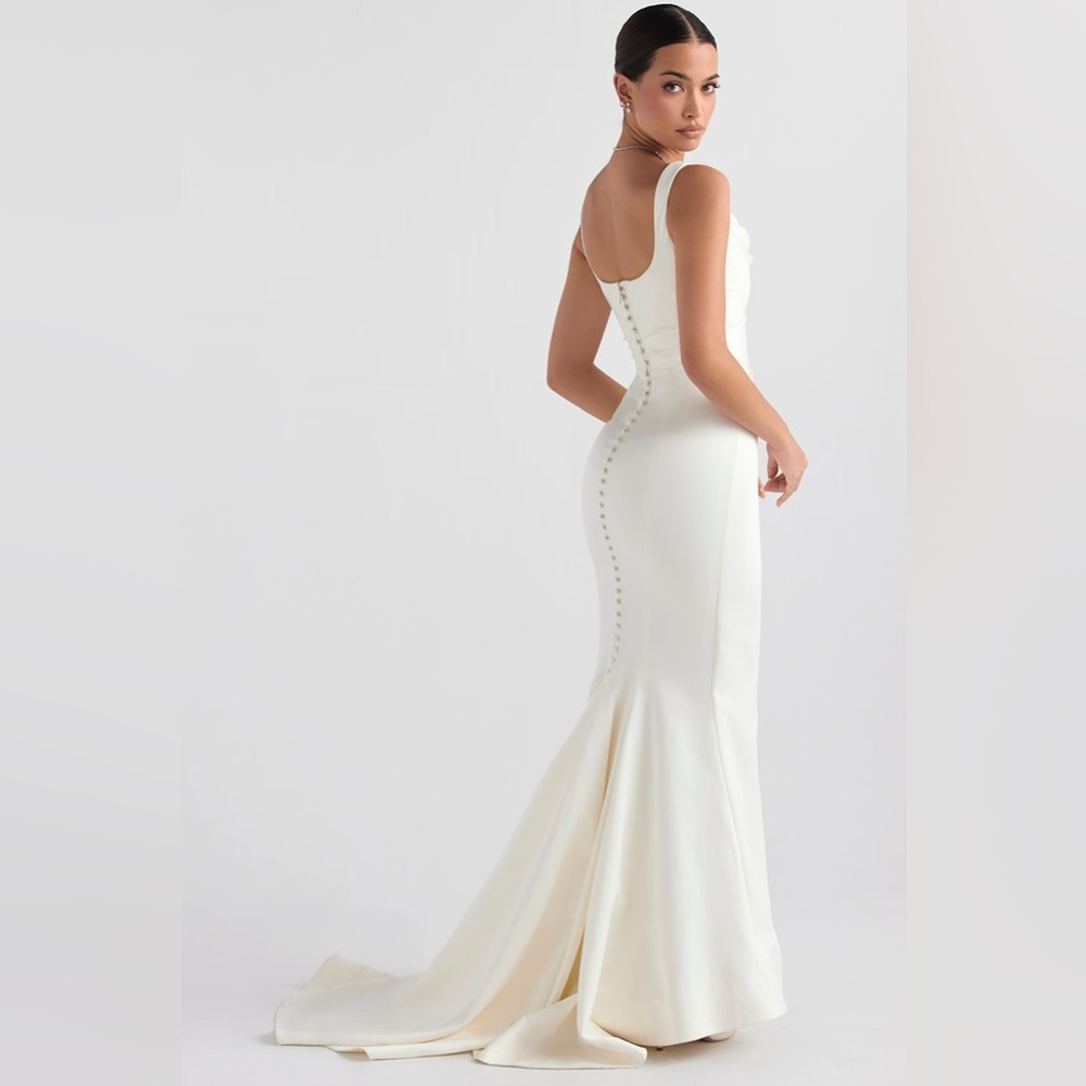 HOUSE OF CB 'Emilie' Off White Satin Mermaid Bridal Gown NWOT size L - Picture 7 of 15